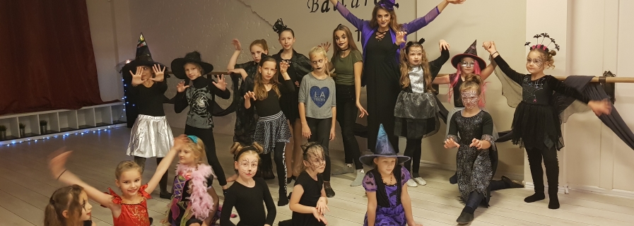 2018-10-30 MENINĖ GIMNASTIKA IR HELOVYNAS