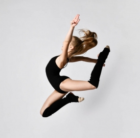 2023-01-08 Nauji metai – naujų narių priėmimas į vaikų būrelių grupes: meninė gimnastika ir baleto pamokos