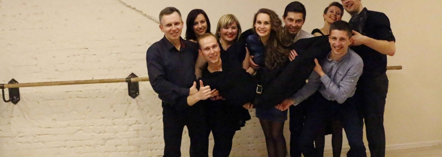 “DISKO SHOW” VAKARĖLIS – DALYVAUS MŪSŲ STUDIJOS PORINIŲ ŠOKIŲ GRUPĖ